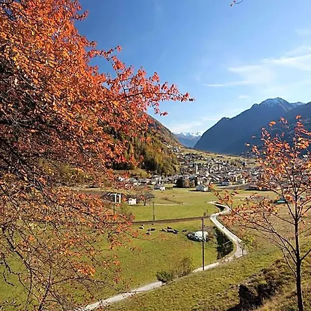 Hotel Centrale, Typically Swiss Poschiavo