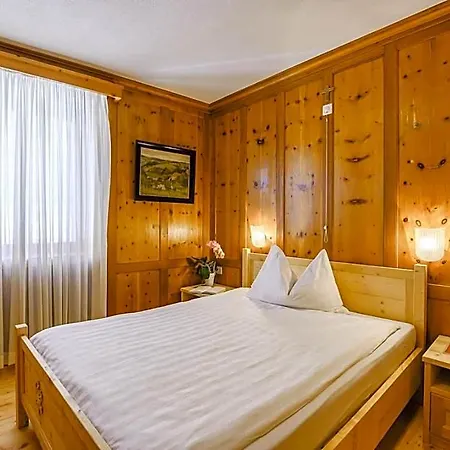 Centrale, Typically Swiss Hotel *