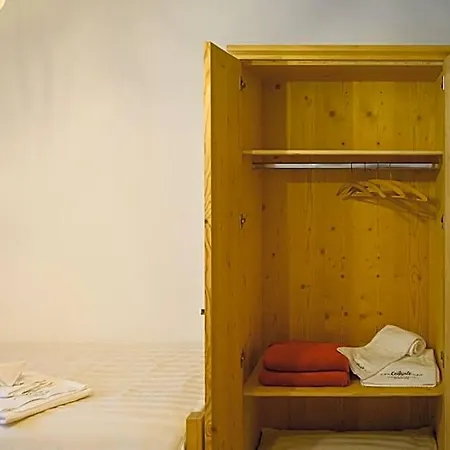Centrale, Typically Swiss Otel Poschiavo